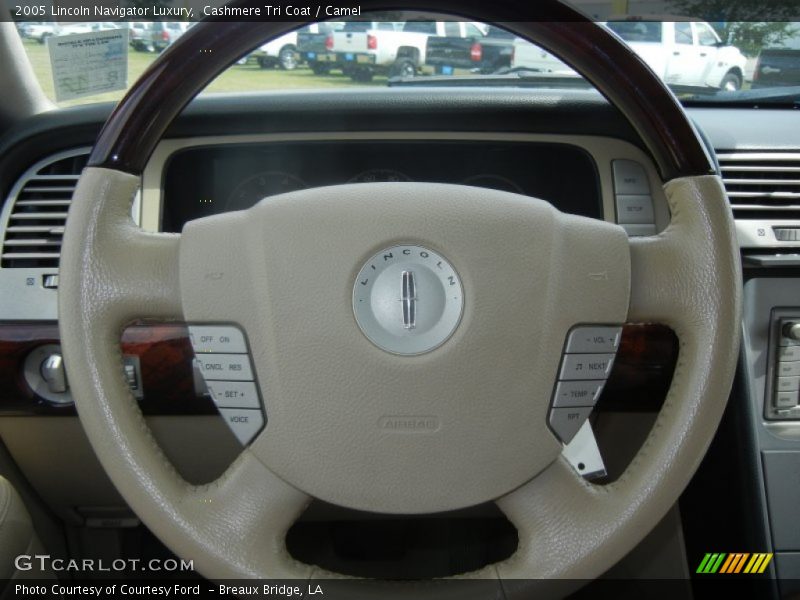 Cashmere Tri Coat / Camel 2005 Lincoln Navigator Luxury
