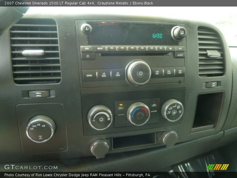 Graystone Metallic / Ebony Black 2007 Chevrolet Silverado 1500 LT Regular Cab 4x4