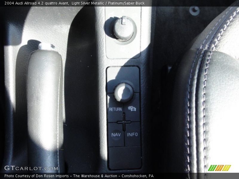 Light Silver Metallic / Platinum/Saber Black 2004 Audi Allroad 4.2 quattro Avant