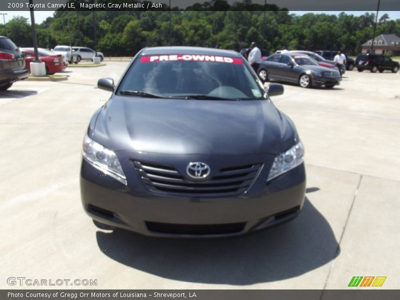 Magnetic Gray Metallic / Ash 2009 Toyota Camry LE