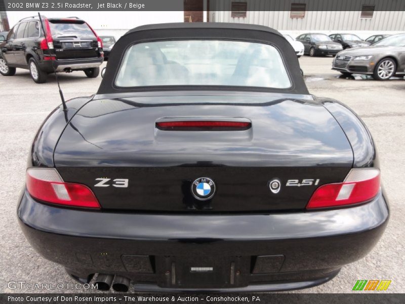 Jet Black / Beige 2002 BMW Z3 2.5i Roadster