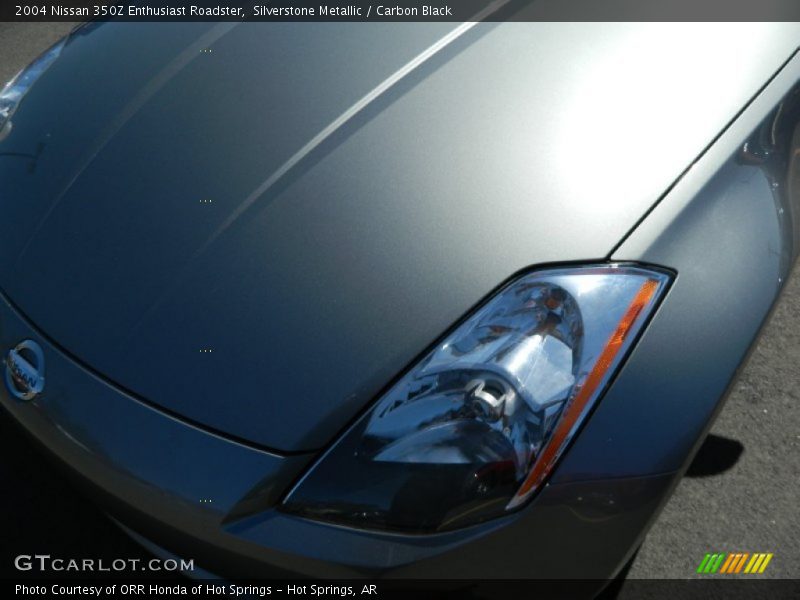Silverstone Metallic / Carbon Black 2004 Nissan 350Z Enthusiast Roadster