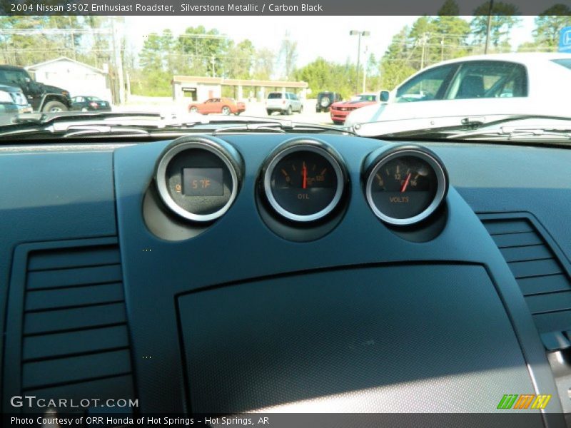 Silverstone Metallic / Carbon Black 2004 Nissan 350Z Enthusiast Roadster