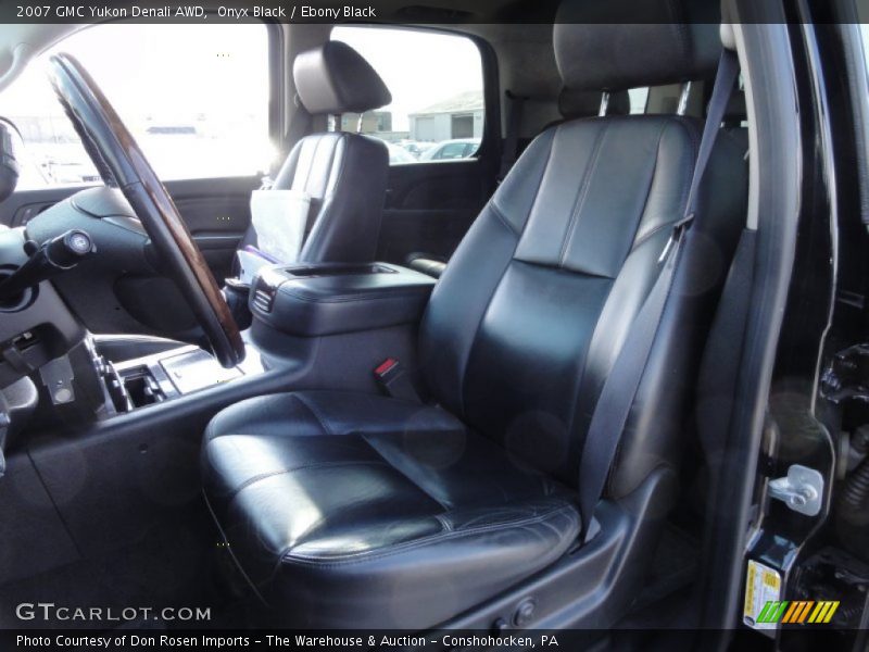 Onyx Black / Ebony Black 2007 GMC Yukon Denali AWD