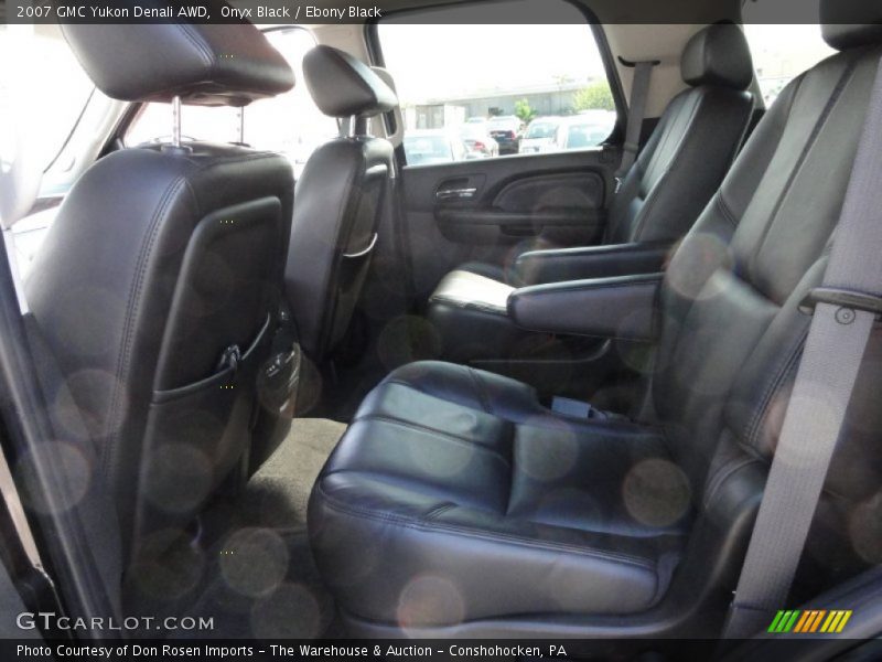 Onyx Black / Ebony Black 2007 GMC Yukon Denali AWD