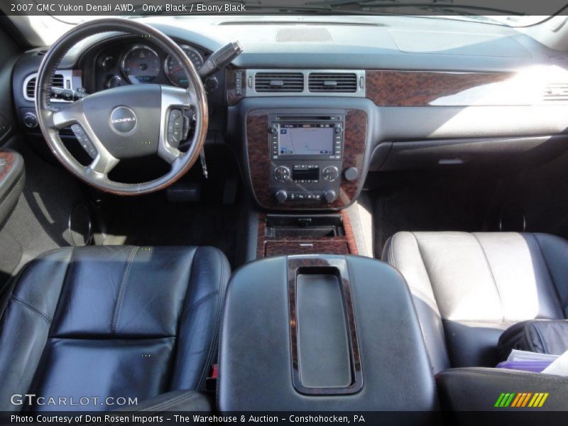 Onyx Black / Ebony Black 2007 GMC Yukon Denali AWD