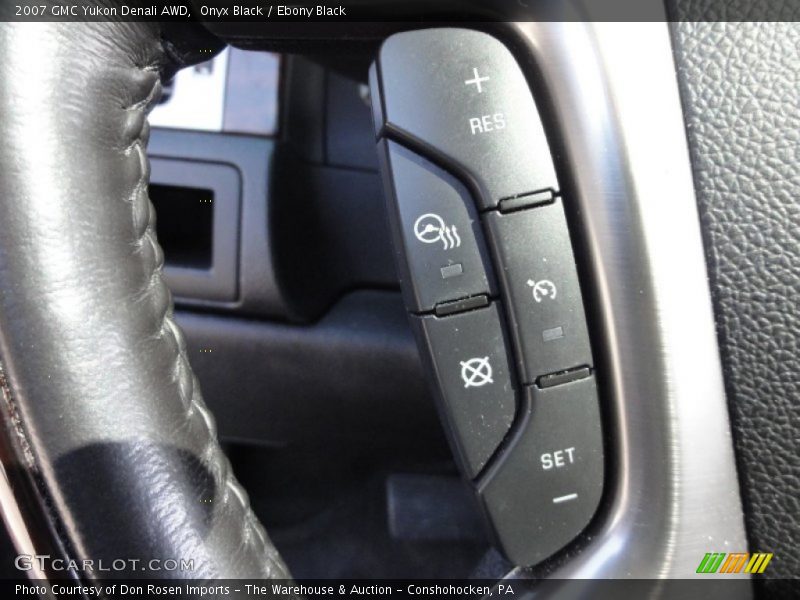 Onyx Black / Ebony Black 2007 GMC Yukon Denali AWD
