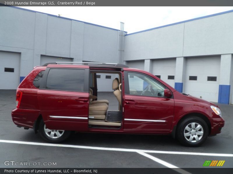 Cranberry Red / Beige 2008 Hyundai Entourage GLS