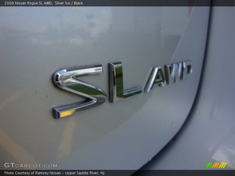 Silver Ice / Black 2009 Nissan Rogue SL AWD