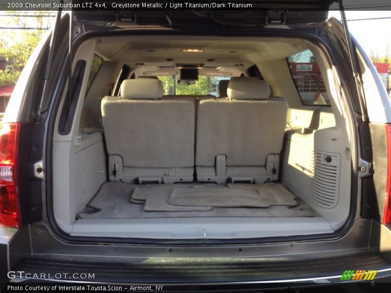 Greystone Metallic / Light Titanium/Dark Titanium 2009 Chevrolet Suburban LTZ 4x4