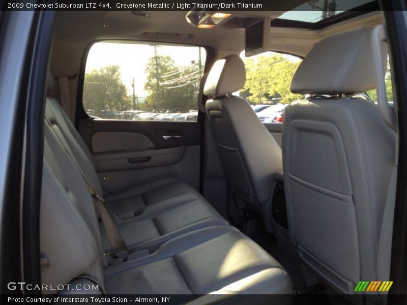Greystone Metallic / Light Titanium/Dark Titanium 2009 Chevrolet Suburban LTZ 4x4