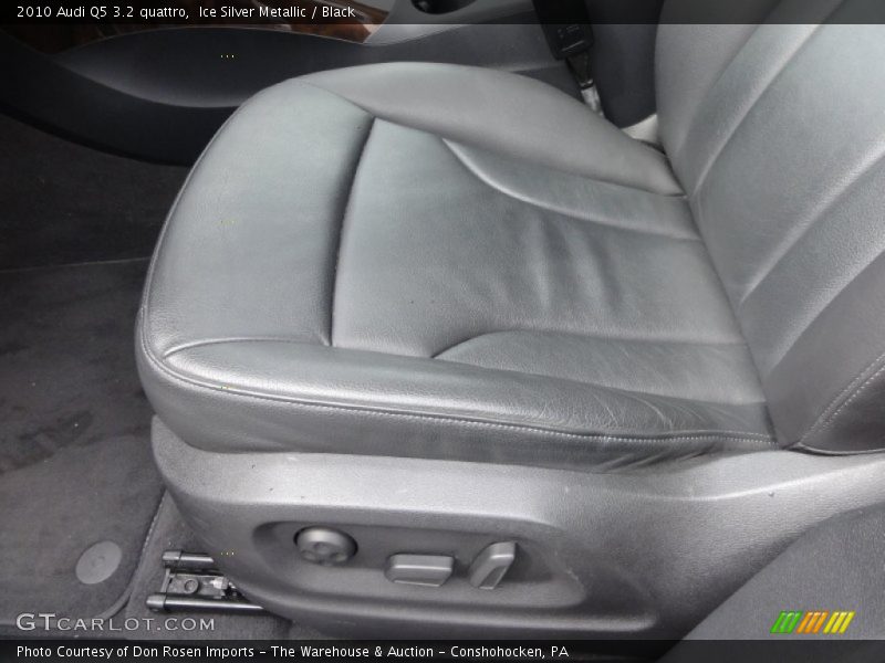 Ice Silver Metallic / Black 2010 Audi Q5 3.2 quattro