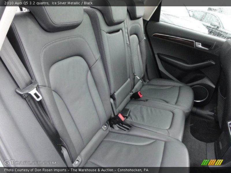 Ice Silver Metallic / Black 2010 Audi Q5 3.2 quattro