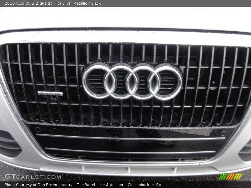 Ice Silver Metallic / Black 2010 Audi Q5 3.2 quattro