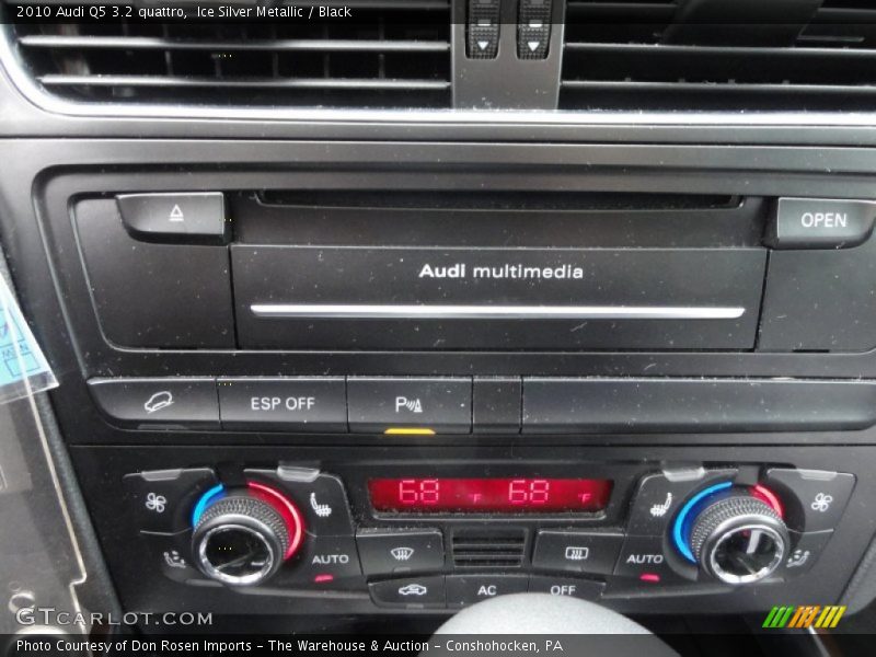 Ice Silver Metallic / Black 2010 Audi Q5 3.2 quattro