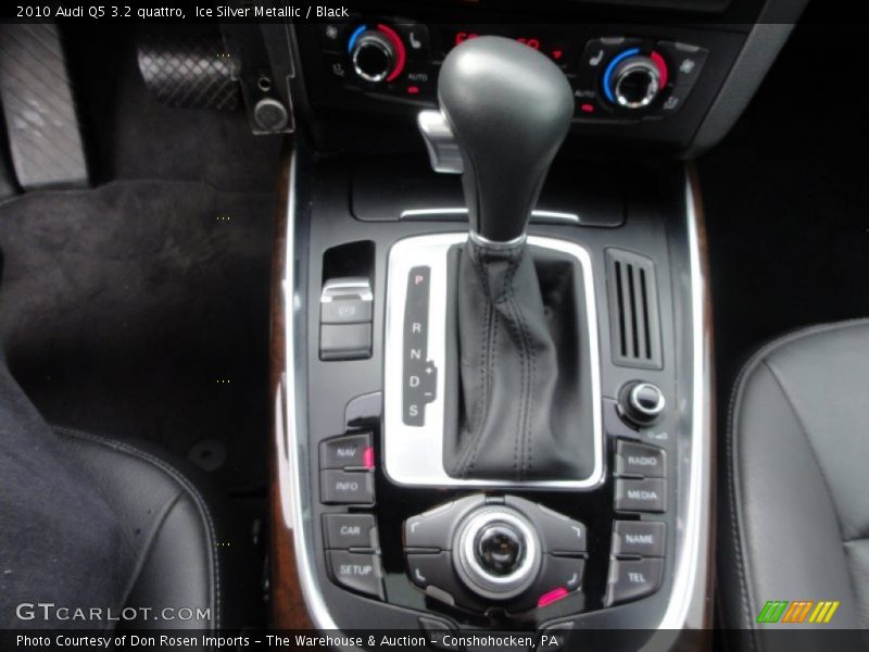 Ice Silver Metallic / Black 2010 Audi Q5 3.2 quattro