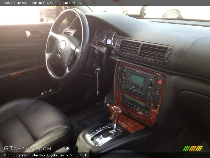 Black / Grey 2004 Volkswagen Passat GLX Sedan
