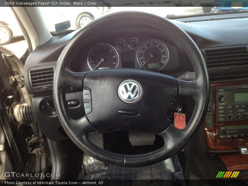 Black / Grey 2004 Volkswagen Passat GLX Sedan
