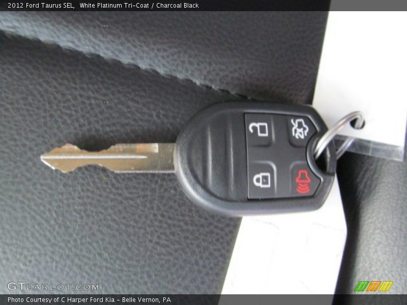 White Platinum Tri-Coat / Charcoal Black 2012 Ford Taurus SEL