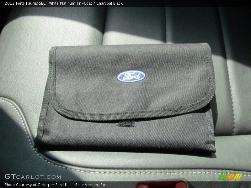 White Platinum Tri-Coat / Charcoal Black 2012 Ford Taurus SEL