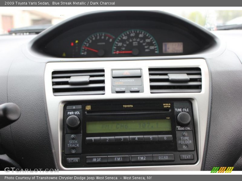 Blue Streak Metallic / Dark Charcoal 2009 Toyota Yaris Sedan