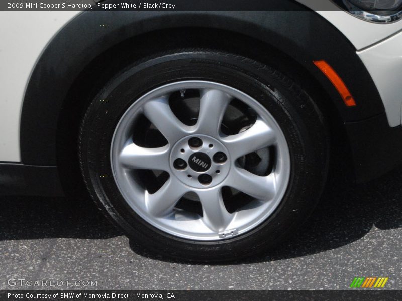 Pepper White / Black/Grey 2009 Mini Cooper S Hardtop