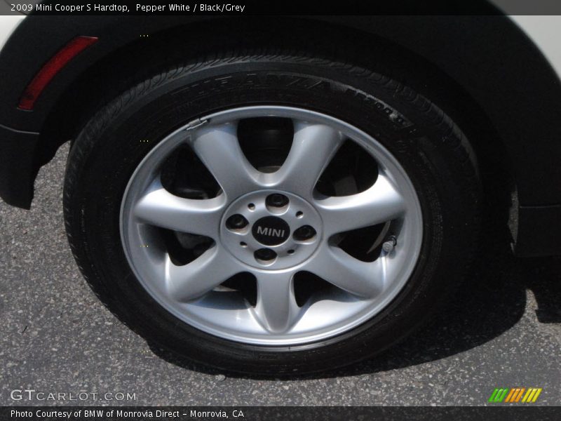 Pepper White / Black/Grey 2009 Mini Cooper S Hardtop