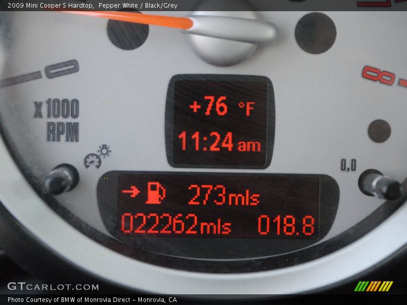 Pepper White / Black/Grey 2009 Mini Cooper S Hardtop