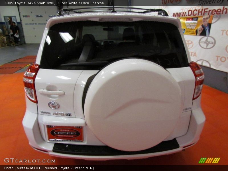 Super White / Dark Charcoal 2009 Toyota RAV4 Sport 4WD