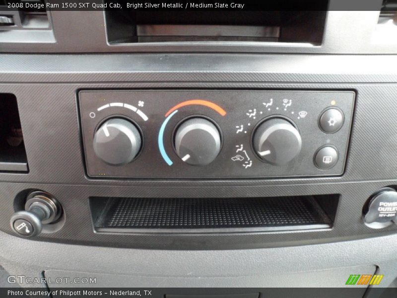 Bright Silver Metallic / Medium Slate Gray 2008 Dodge Ram 1500 SXT Quad Cab
