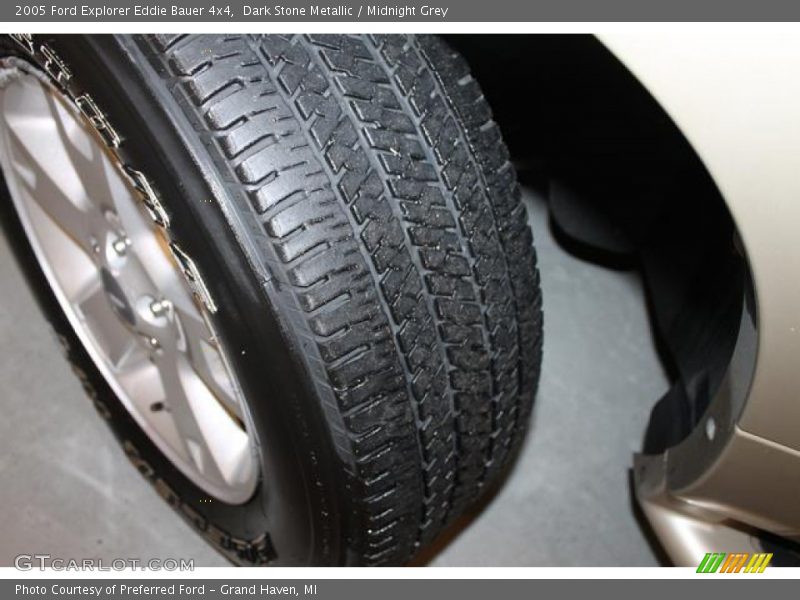 Dark Stone Metallic / Midnight Grey 2005 Ford Explorer Eddie Bauer 4x4