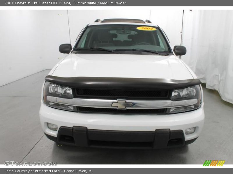 Summit White / Medium Pewter 2004 Chevrolet TrailBlazer EXT LS 4x4
