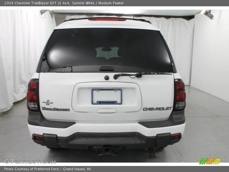 Summit White / Medium Pewter 2004 Chevrolet TrailBlazer EXT LS 4x4