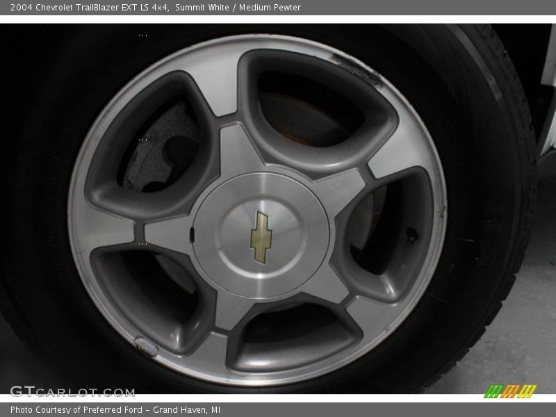 Summit White / Medium Pewter 2004 Chevrolet TrailBlazer EXT LS 4x4