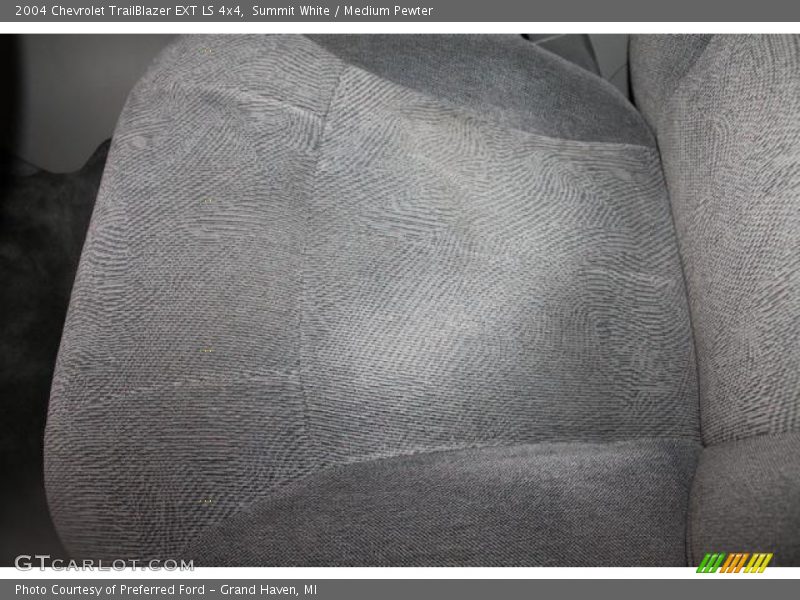 Summit White / Medium Pewter 2004 Chevrolet TrailBlazer EXT LS 4x4