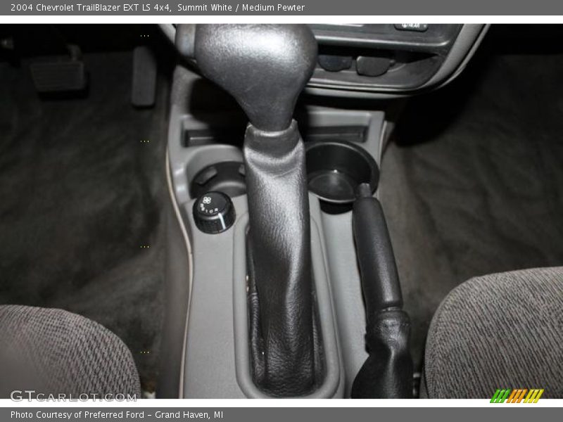 Summit White / Medium Pewter 2004 Chevrolet TrailBlazer EXT LS 4x4