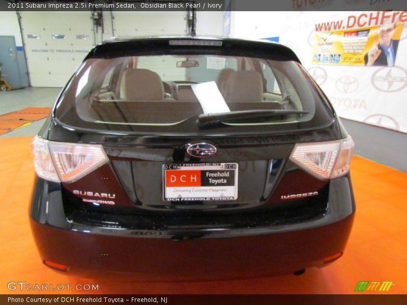 Obsidian Black Pearl / Ivory 2011 Subaru Impreza 2.5i Premium Sedan