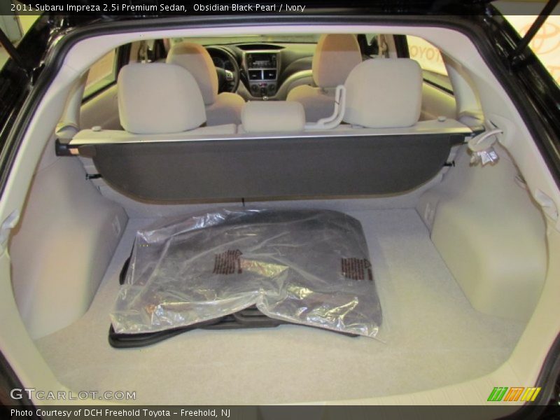Obsidian Black Pearl / Ivory 2011 Subaru Impreza 2.5i Premium Sedan