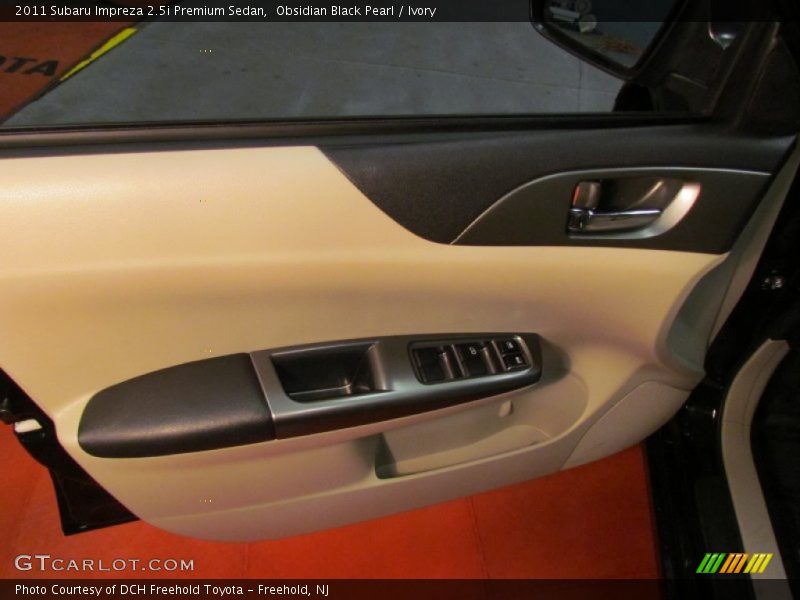 Obsidian Black Pearl / Ivory 2011 Subaru Impreza 2.5i Premium Sedan