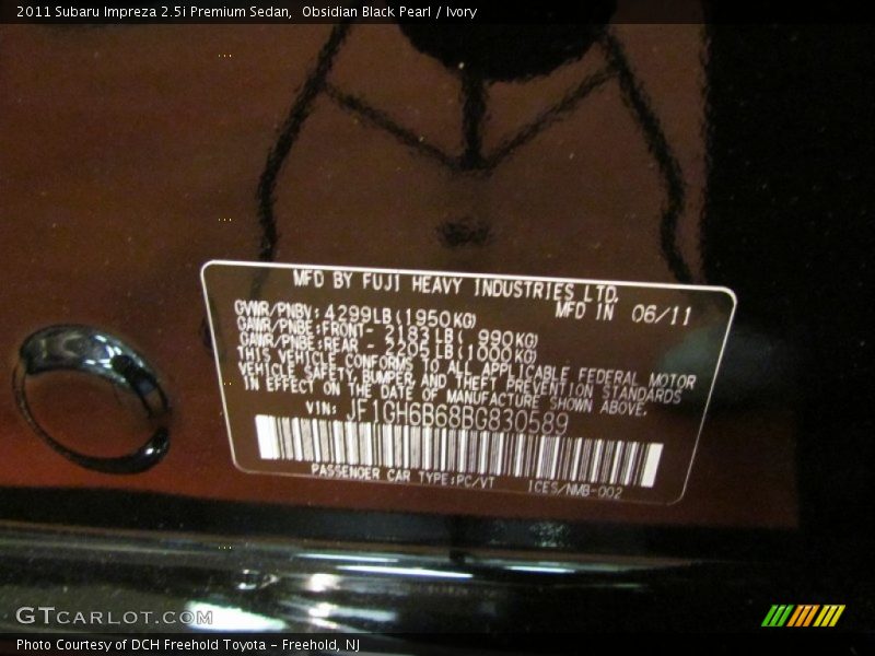 Obsidian Black Pearl / Ivory 2011 Subaru Impreza 2.5i Premium Sedan