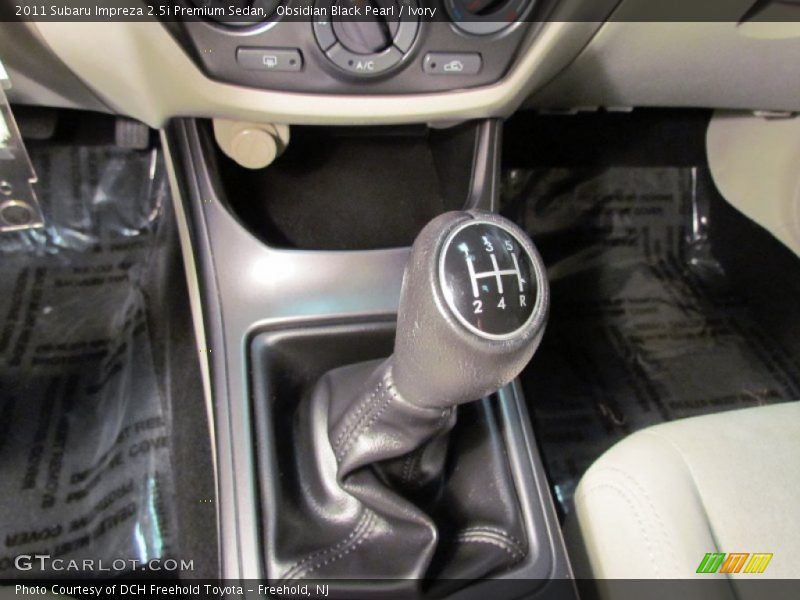 Obsidian Black Pearl / Ivory 2011 Subaru Impreza 2.5i Premium Sedan