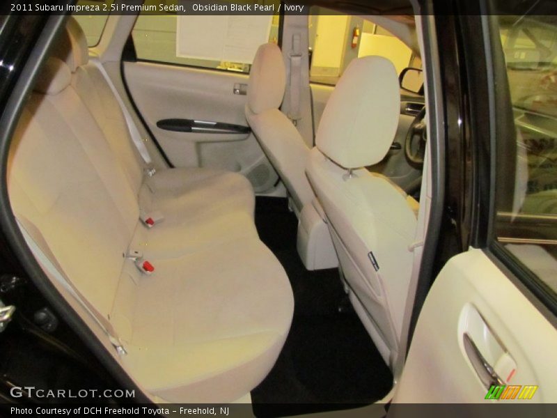 Obsidian Black Pearl / Ivory 2011 Subaru Impreza 2.5i Premium Sedan