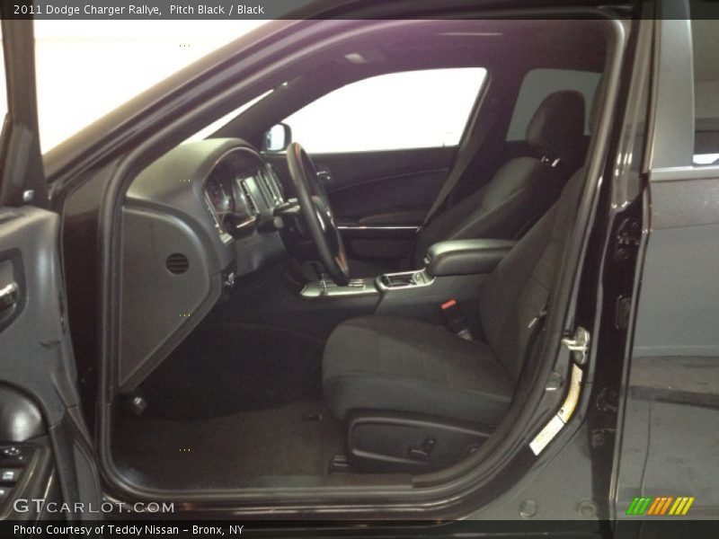 Pitch Black / Black 2011 Dodge Charger Rallye
