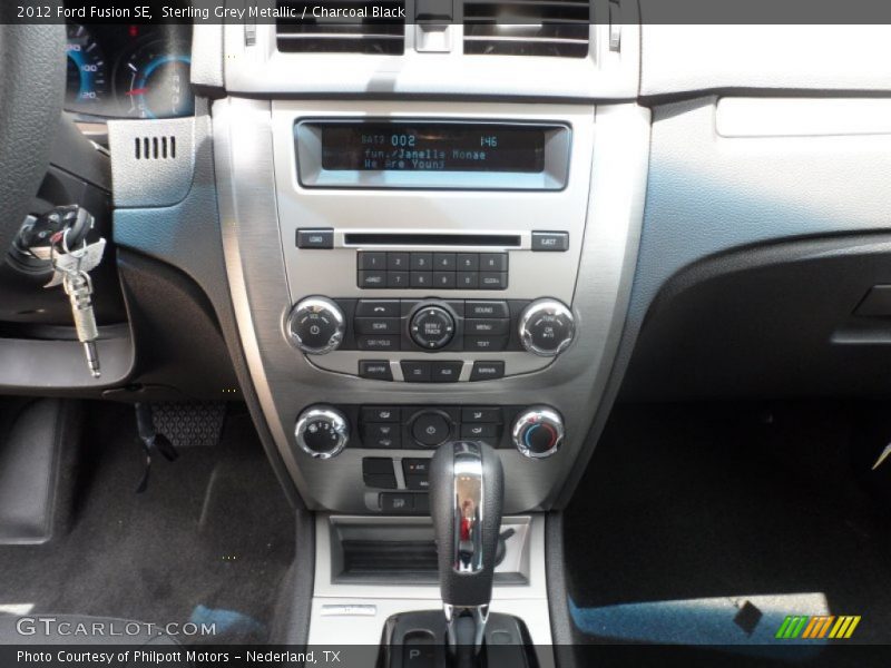 Sterling Grey Metallic / Charcoal Black 2012 Ford Fusion SE