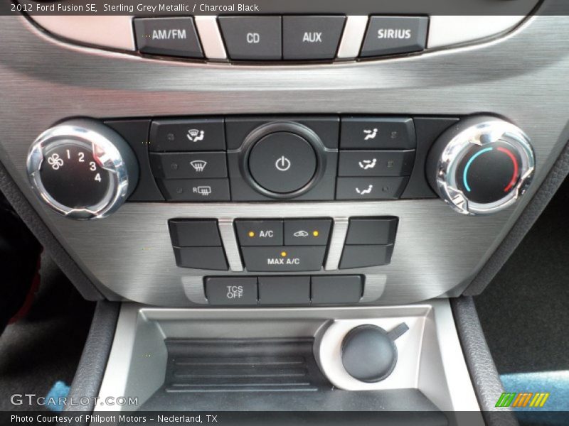 Sterling Grey Metallic / Charcoal Black 2012 Ford Fusion SE