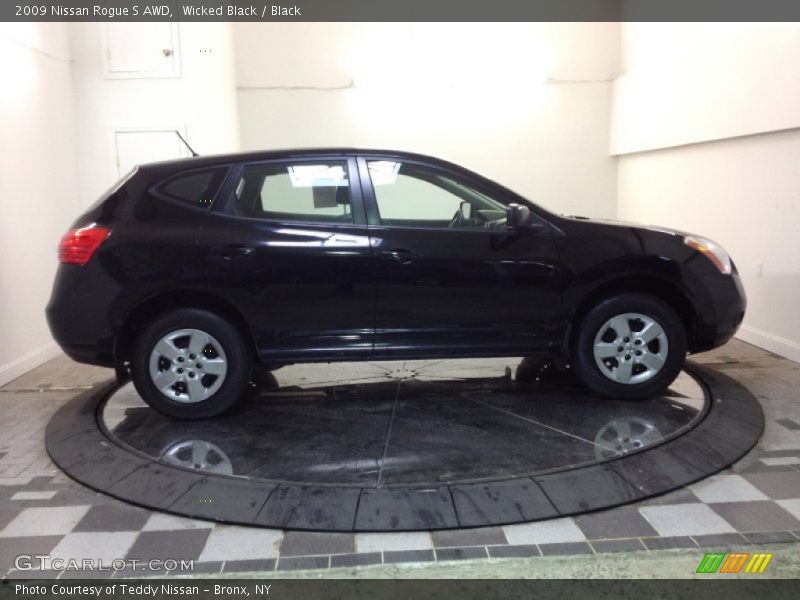 Wicked Black / Black 2009 Nissan Rogue S AWD