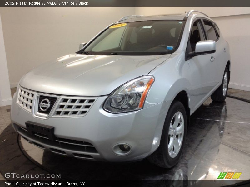 Silver Ice / Black 2009 Nissan Rogue SL AWD