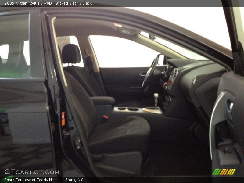 Wicked Black / Black 2009 Nissan Rogue S AWD