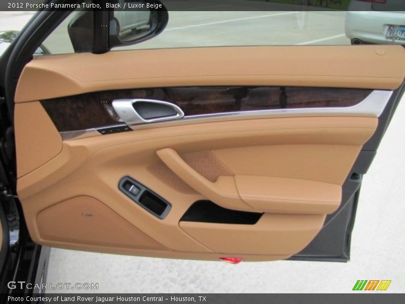 Door Panel of 2012 Panamera Turbo
