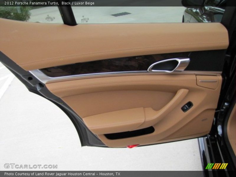 Door Panel of 2012 Panamera Turbo